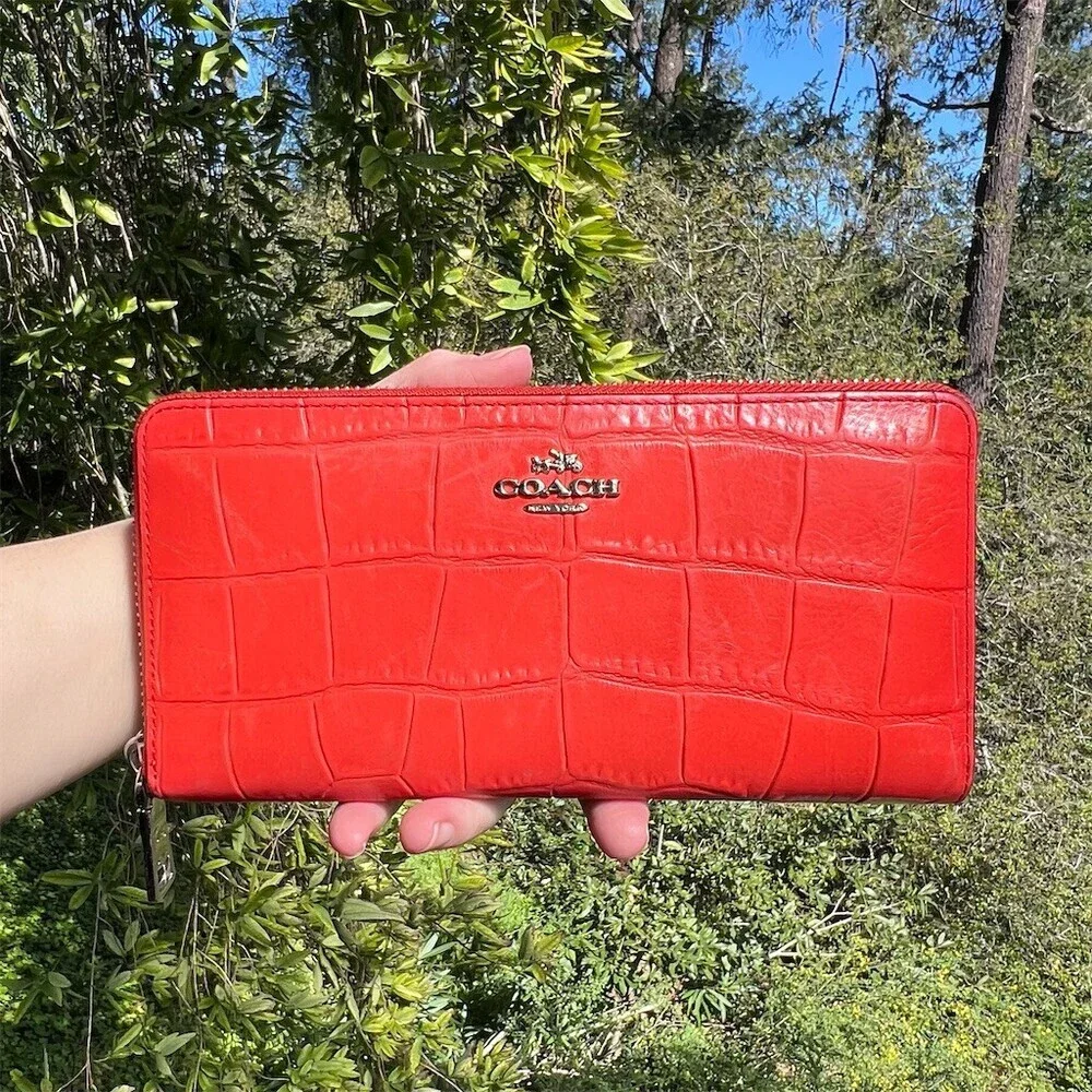 COACH Red Croc Embossed Womens Zip-Around Accordion Wallet *READ DESCRIPTION*